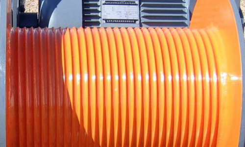 Спиральный желобчатый барабан, вытяжной канат плотный, без беспорядочного каната