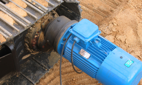 Using electric track walking device, environmentally friendly and energy-saving 