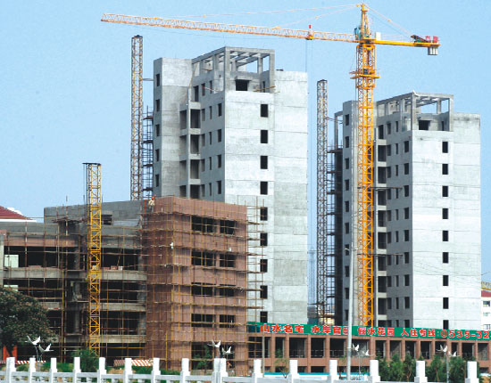 TC3508 Tower Crane - Yantai Lishui Garden Construction Site