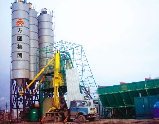 HZS100 concrete mixing plant - St. Petersburg construction site, Russia