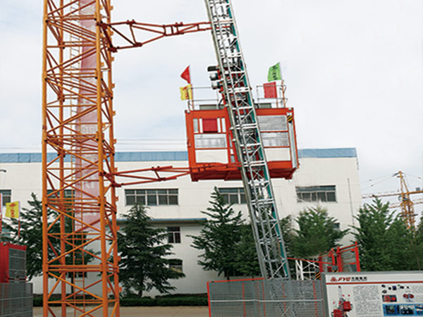 SC200-200 inclined construction elevator