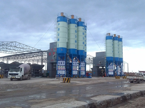 Construction of HZS90D concrete mixing plant for Songtong Expressway project