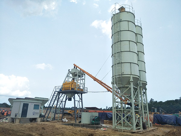 Export Bangladesh 101 Railway Construction HZS75 Concrete Mixing Plant