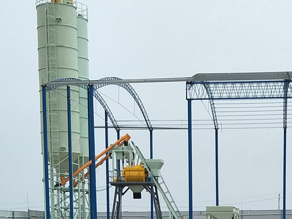 Construction of HZS35 concrete mixing plant for Zhengzhou suburban railway