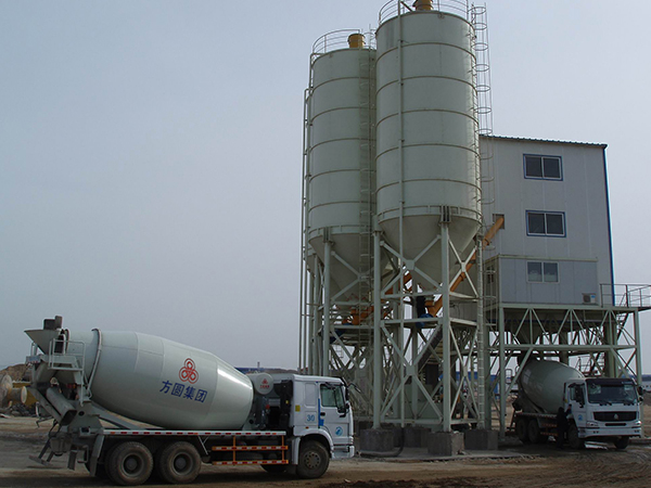 FYG5254GJBC concrete mixer truck - construction project