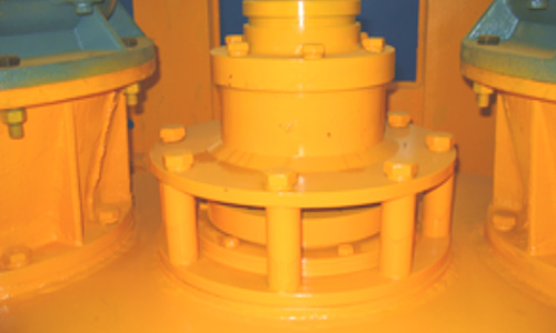 Unique power head sealing structure 