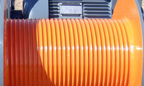 Спиральный желобчатый барабан, вытяжной канат плотный, без беспорядочного каната