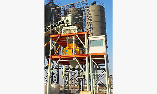 Magnificent and atmospheric main steel structure 