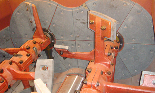 The mixing system has stable performance and durability; 