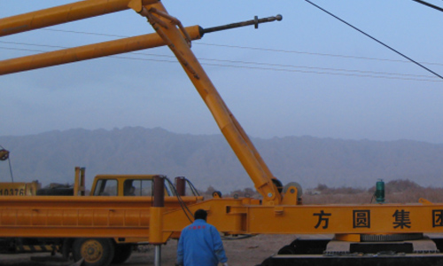 The bottom of the lifting pole adopts a large